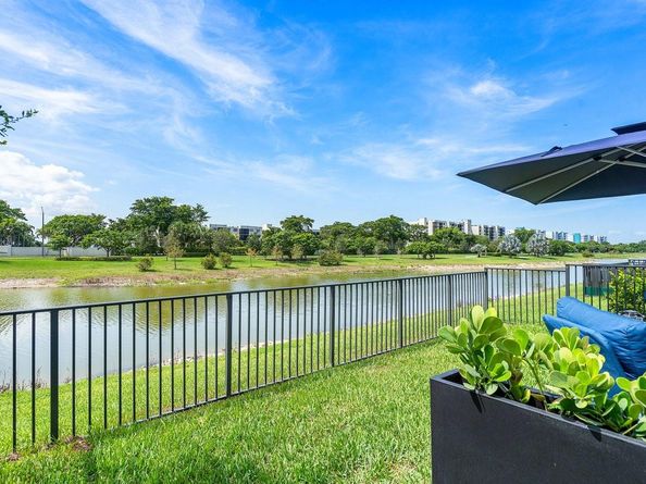 2238 Appleton Cir 2238, Fort Lauderdale FL 33309