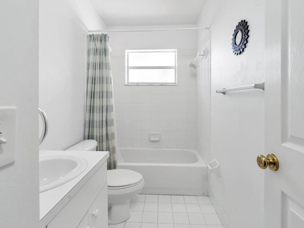14163 SW 150th Ave, Miami FL 33196