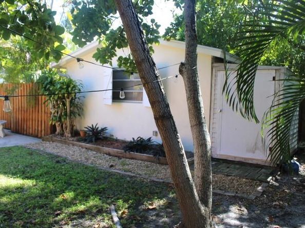 1337 NE 16th Ave, Fort Lauderdale FL 33304