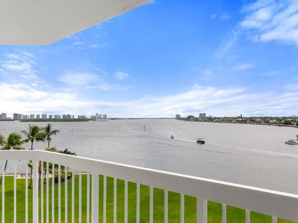 115 Lakeshore Drive 547, North Palm Beach FL 33408