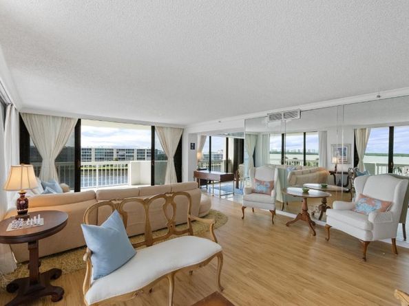 115 Lakeshore Drive 547, North Palm Beach FL 33408