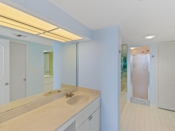115 Lakeshore Drive 547, North Palm Beach FL 33408