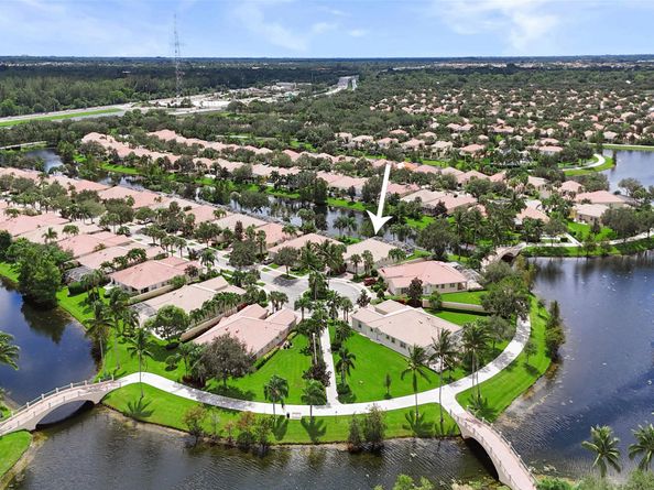 8168 Montserrat Pl, Wellington FL 33414