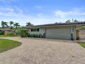 2732 NE 26th St, Fort Lauderdale FL 33305