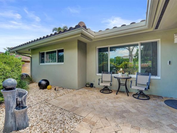 2732 NE 26th St, Fort Lauderdale FL 33305