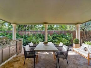 2732 NE 26th St, Fort Lauderdale FL 33305