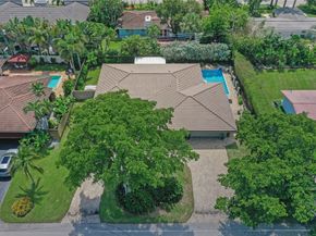 2732 NE 26th St, Fort Lauderdale FL 33305
