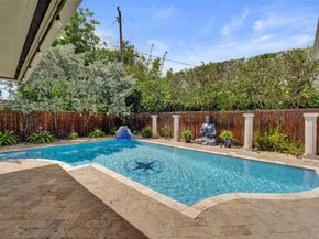 2732 NE 26th St, Fort Lauderdale FL 33305