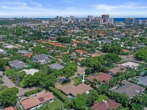 2732 NE 26th St, Fort Lauderdale FL 33305