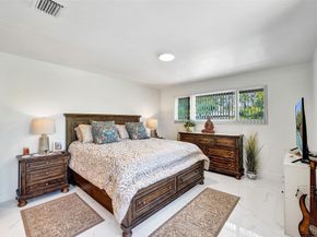 2732 NE 26th St, Fort Lauderdale FL 33305