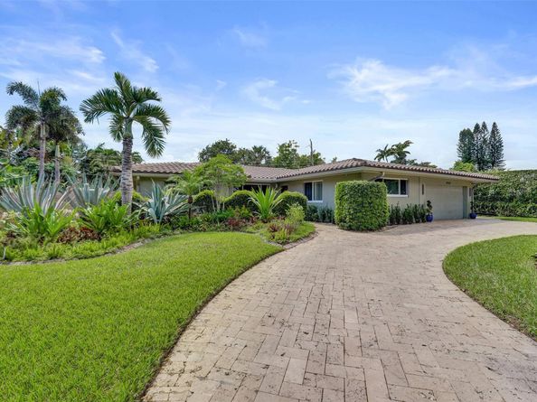 2732 NE 26th St, Fort Lauderdale FL 33305