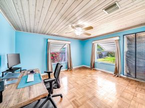 348 Alhambra Pl, West Palm Beach FL 33405