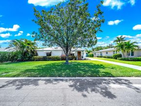 348 Alhambra Pl, West Palm Beach FL 33405