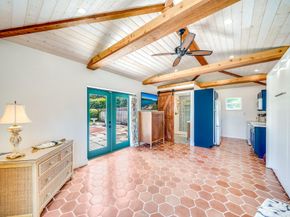 348 Alhambra Pl, West Palm Beach FL 33405