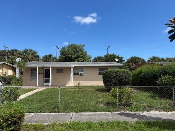 1441 8th Street, West Palm Beach FL 33401
