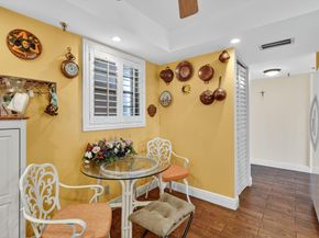 5340 NW 2nd Avenue 421, Boca Raton FL 33487