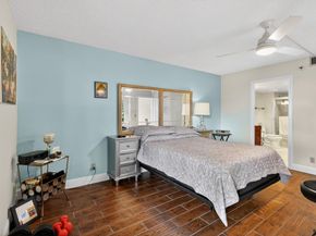 5340 NW 2nd Avenue 421, Boca Raton FL 33487