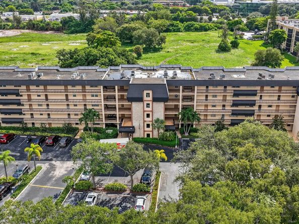 5340 NW 2nd Avenue 421, Boca Raton FL 33487