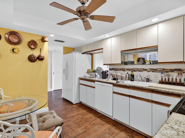 5340 NW 2nd Avenue 421, Boca Raton FL 33487
