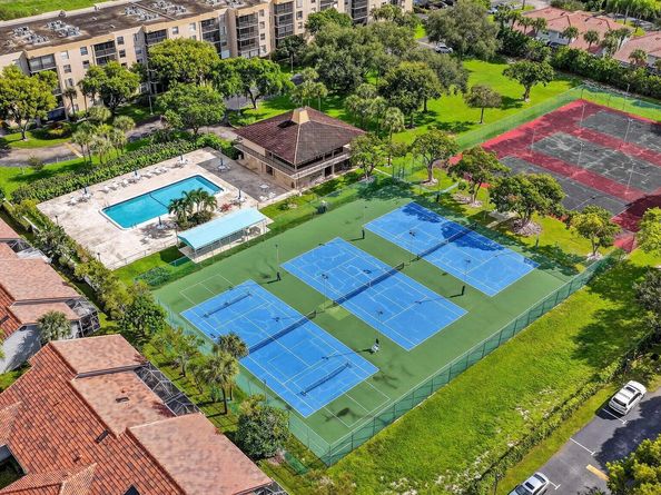 5340 NW 2nd Avenue 421, Boca Raton FL 33487