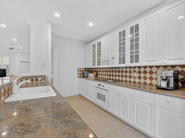 179 Las Brisas Circle, Hypoluxo FL 33462