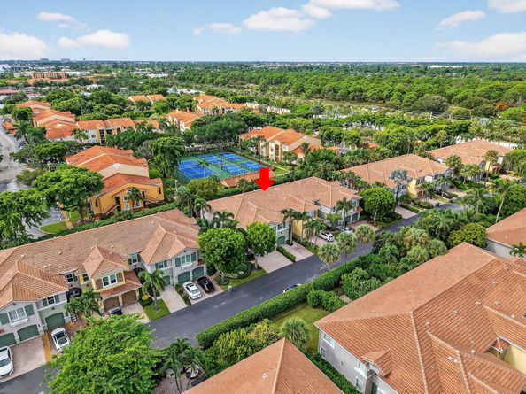 179 Las Brisas Circle, Hypoluxo FL 33462