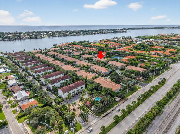 179 Las Brisas Circle, Hypoluxo FL 33462