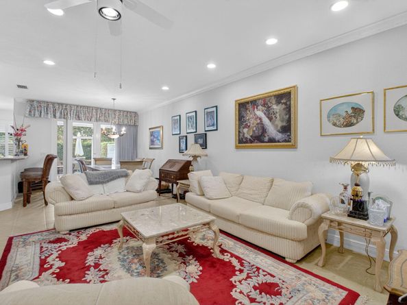 179 Las Brisas Circle, Hypoluxo FL 33462