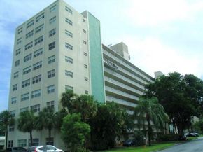 2555 NE 11th St 302, Fort Lauderdale FL 33304