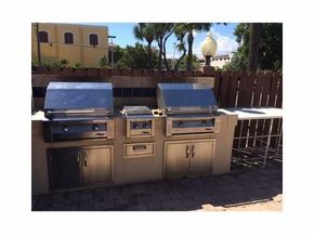 2555 NE 11th St 302, Fort Lauderdale FL 33304