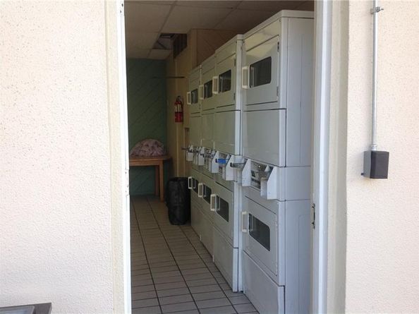 2555 NE 11th St 302, Fort Lauderdale FL 33304