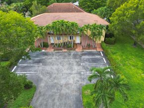 4280 NW 114th Ter, Coral Springs FL 33065