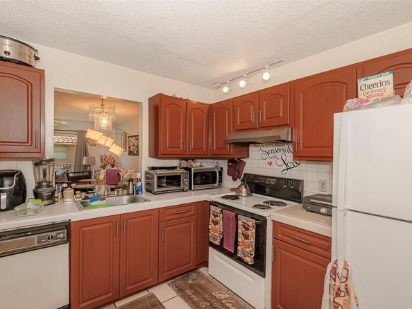 4280 NW 114th Ter, Coral Springs FL 33065
