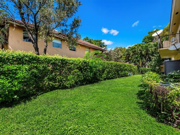 4280 NW 114th Ter, Coral Springs FL 33065