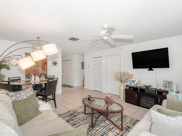 4280 NW 114th Ter, Coral Springs FL 33065