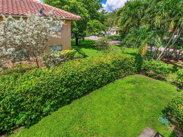 4280 NW 114th Ter, Coral Springs FL 33065