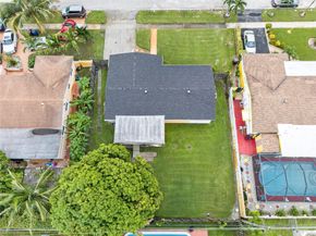 3951 NW 33rd Ter, Lauderdale Lakes FL 33309