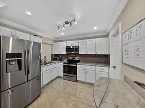 3951 NW 33rd Ter, Lauderdale Lakes FL 33309