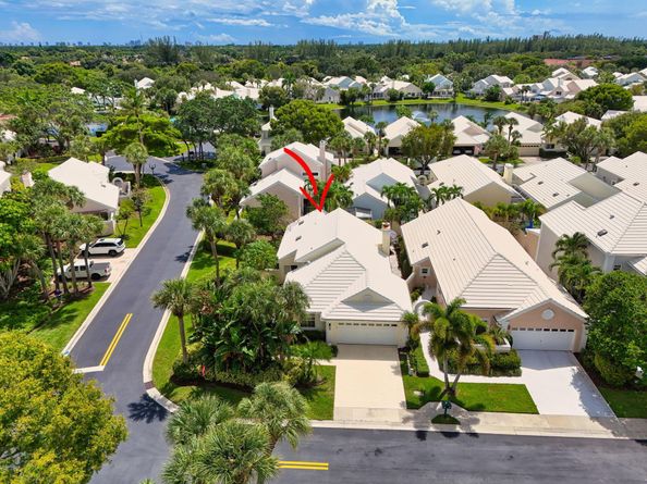 31 Windsor Lane, Palm Beach Gardens FL 33418