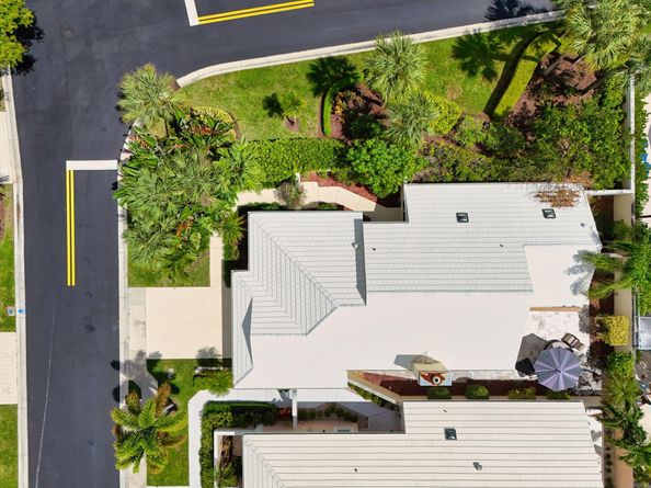 31 Windsor Lane, Palm Beach Gardens FL 33418