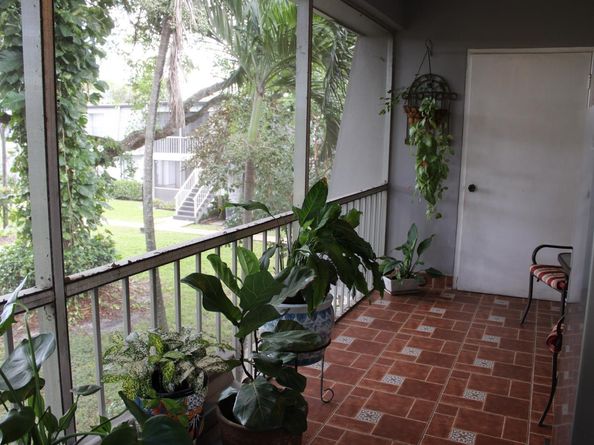432 NW 70 Avenue 232, Plantation FL 33317