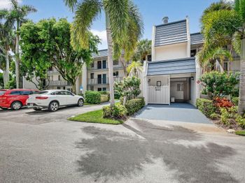 4381 Trevi Court
