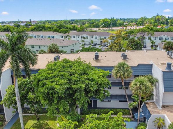 4381 Trevi Court 303, Lake Worth FL 33467