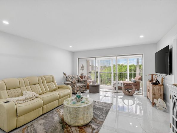4381 Trevi Court 303, Lake Worth FL 33467