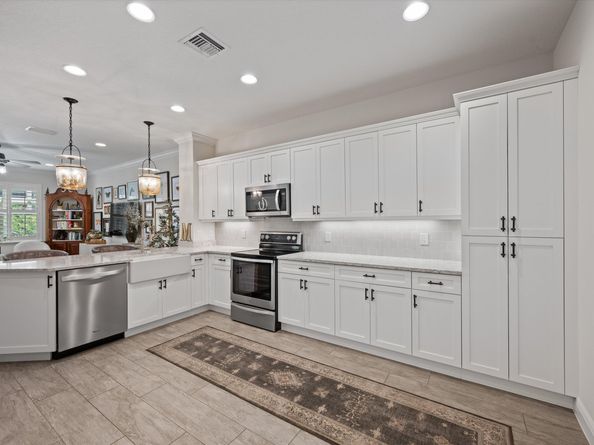 15844 Binks Pointe Terrace, Wellington FL 33414