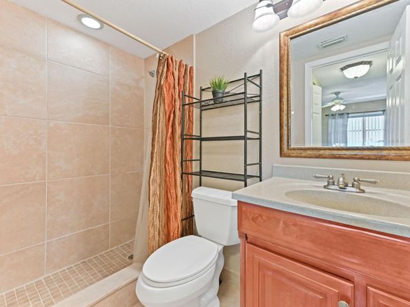 262 Monaco F, Delray Beach FL 33446