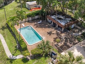 6300 S Falls Cir Drive 213, Lauderhill FL 33319