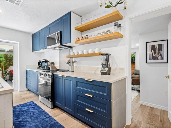 2041 NE 30th Street, Fort Lauderdale FL 33306