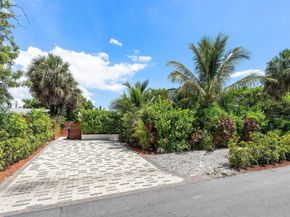 2041 NE 30th Street, Fort Lauderdale FL 33306