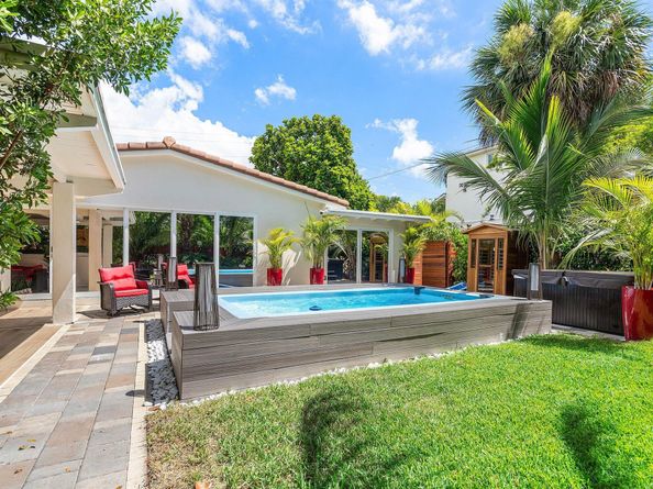 2041 NE 30th Street, Fort Lauderdale FL 33306